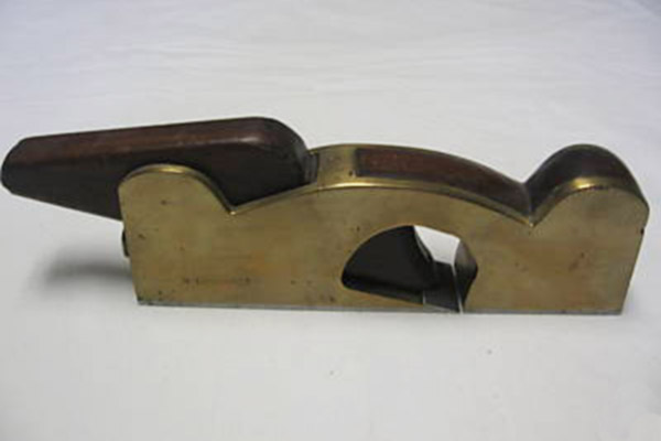 Gunmetal & Mahogany Shoulder Plane